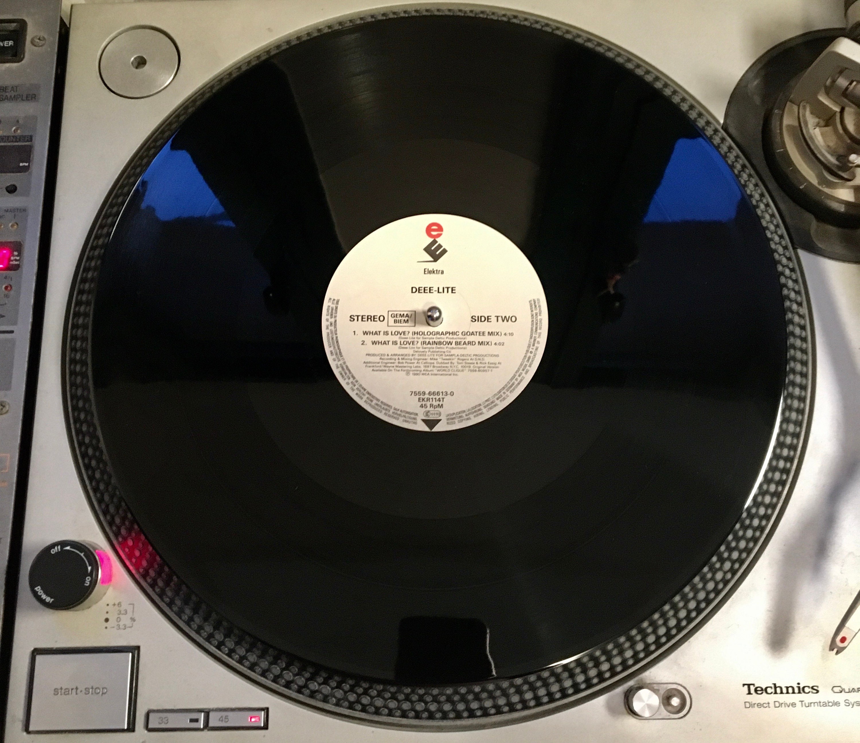 1990 Deee-Lite - Groove Is In The Heart、ビニール、12インチ、45