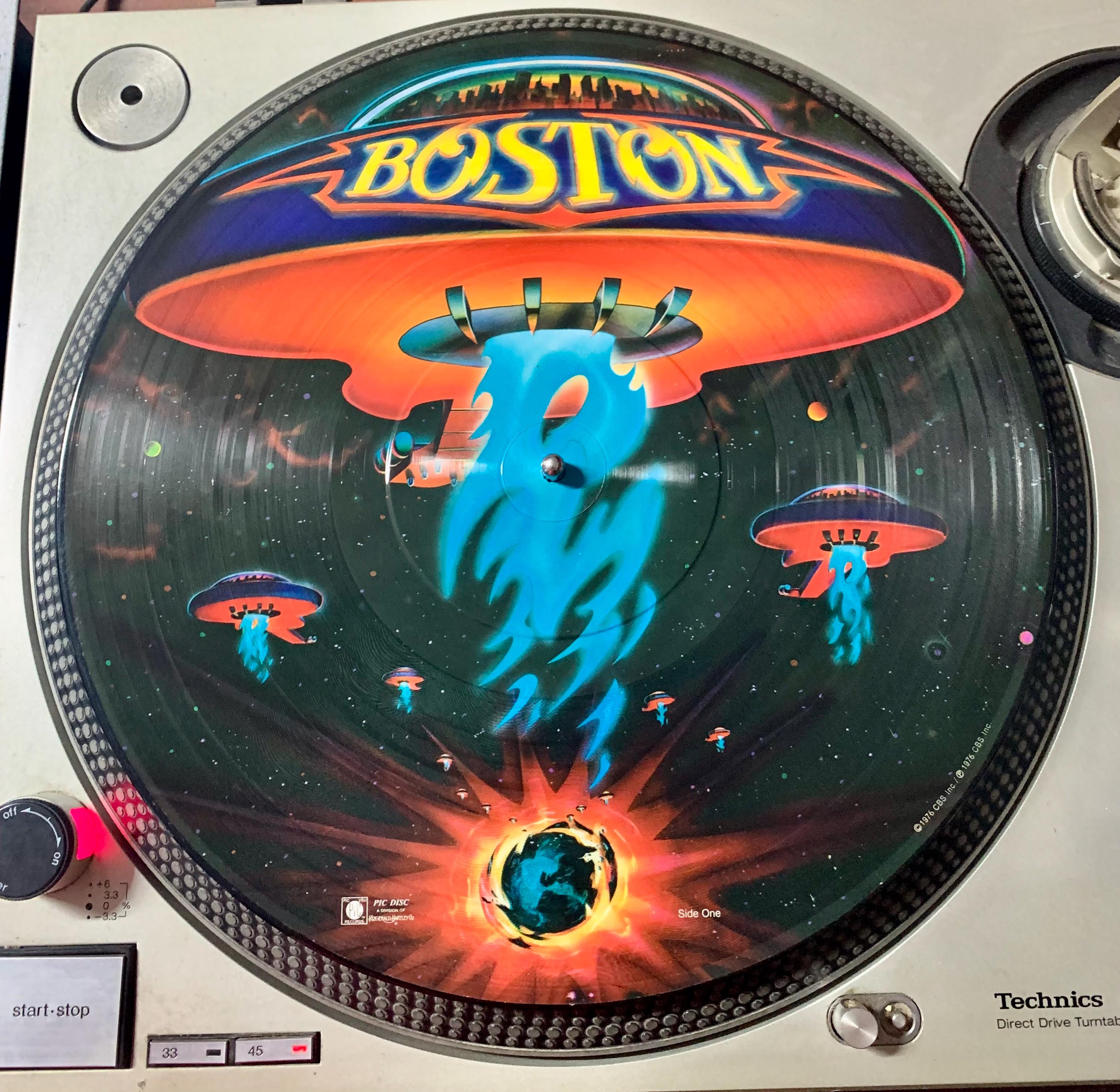 Boston サイン入りCD il_fullxfull.6968499477_2ol4.jpg