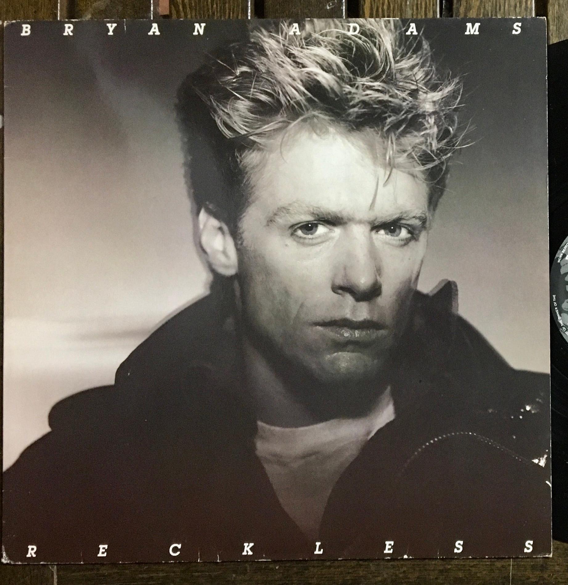 希少☆BRYAN ADAMS ピンバッジ1985