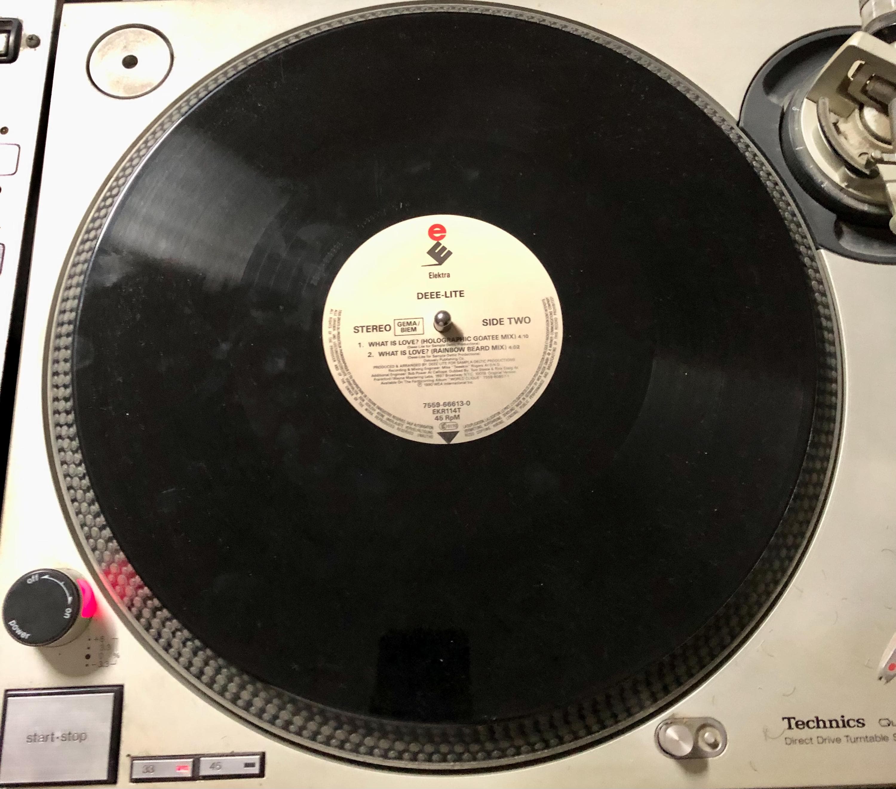 1990 Deee-lite - Groove is in the Heart , Vinyl, 12