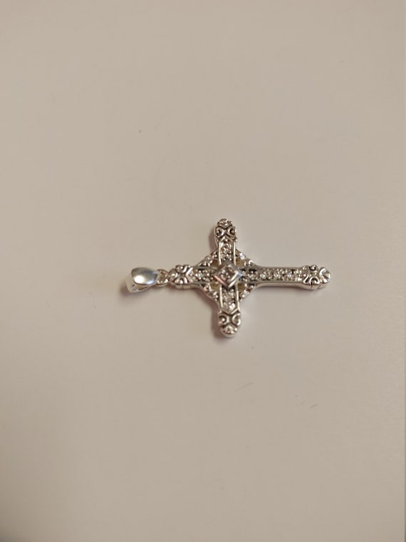 Sterling silver cross pendant - image 3