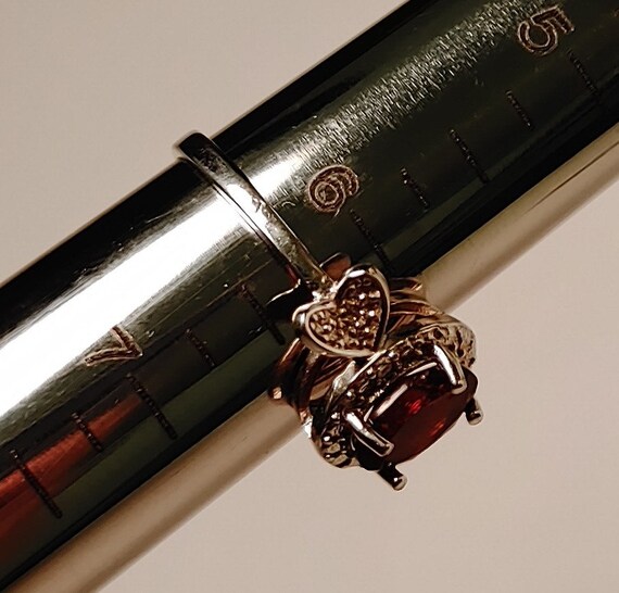 Sterling silver garnet ring View 2