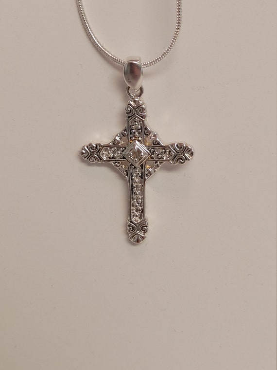 Sterling silver cross pendant - image 1