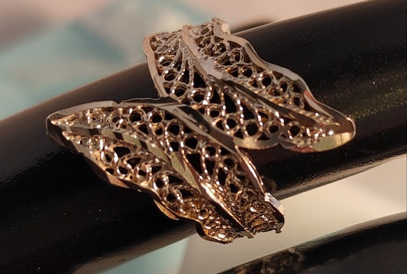 Filigree Freeform leaf ring - image 2