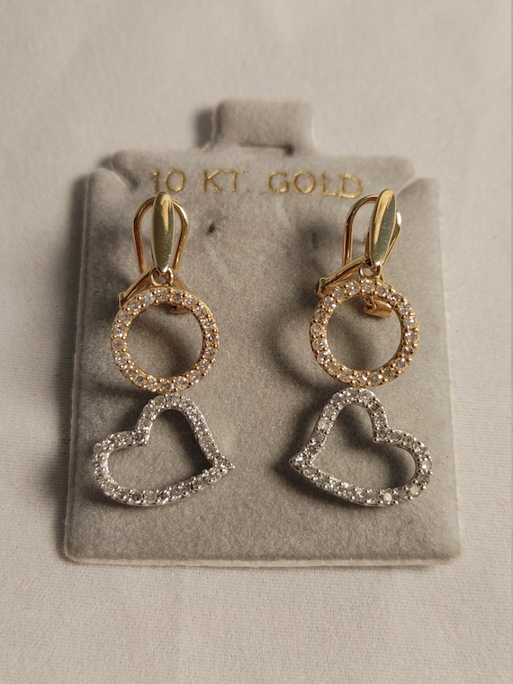 Dangle earrings - image 1