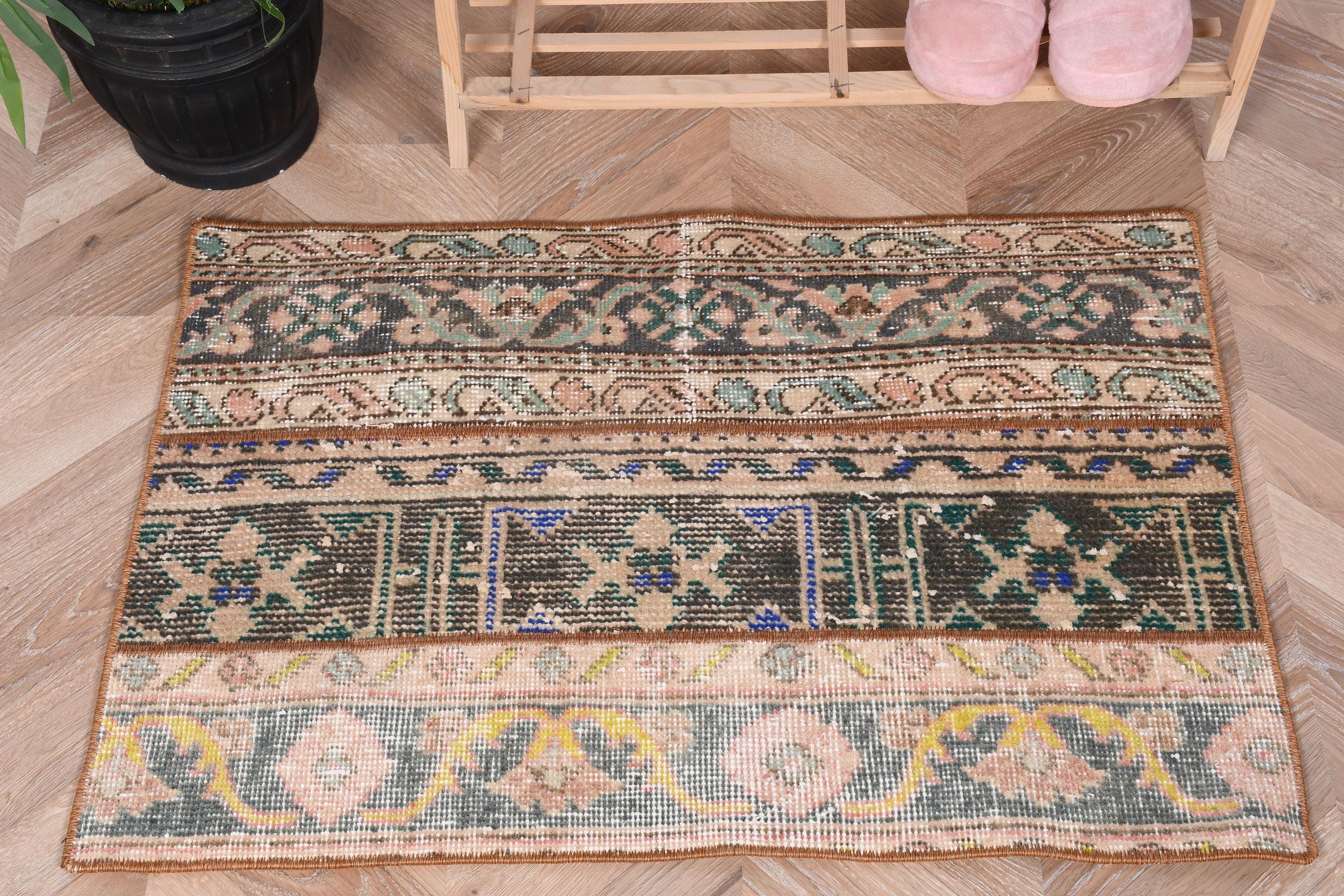 トルコ ラグ 絨毯 ビンテージ アナトリアラグ 一点物ビンテージラグ135 x 240 cm（トルコ、アナトリア