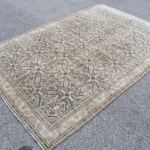 花柄ラグ・トルコラグ　ヴィンテージ　アナトリア 一点物ビンテージラグ（トルコ、アナトリア）花柄ラグ138 x 242