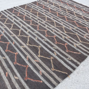 Oversize Kilim, Vintage Kilim, Turkish Kilim, Antique Kilim, 101x136 inches Brown Kilim, Turkey Kilim, Wholesale Kilim,  3995