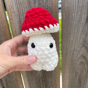 No Sew Tall Mini Mushroom / No Sew/ Crochet Pattern/ Beginner Friendly