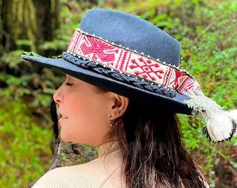 Andean Unisex Alpaca Hat with Peruvian Cowboy Style and Handwoven Band