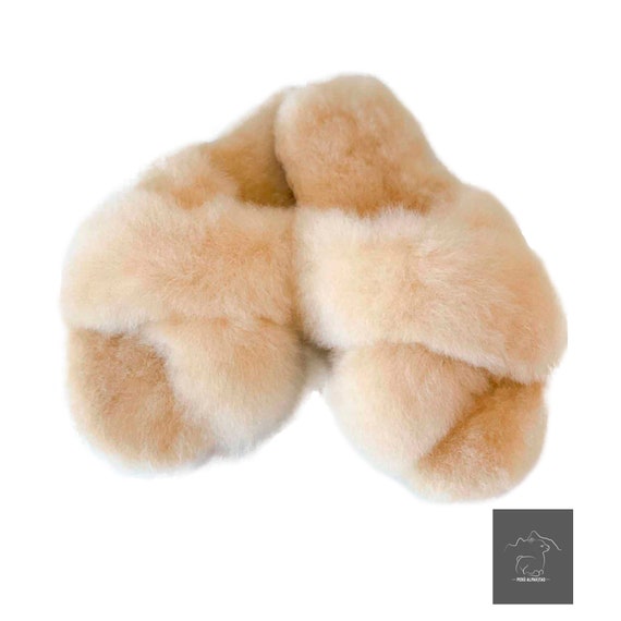Slip-on Fur Heart Alpaca Slippers ~ Friendly Fur Alpaca Fleece