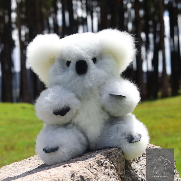 Peluche koala de lujo/colección de peluches de alpaca/regalo perfecto/alpaca bebé/peluche/ Hecho a mano en Cusco-Perú/ Felpa suave y cálida.