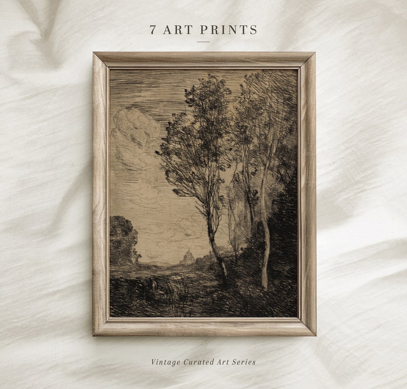 Op de afbeelding: Een zwart-witte vintage kunstprint van een landschap met bomen en een gebouw in de verte. De print is ingelijst in een lichtbruin houten lijst. De tekst "7 ART PRINTS" staat boven de lijst en "Vintage Curated Art Series" staat onder de lijst.
