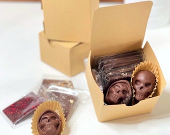 The Taster / Sample Pack - 5 Individually Wrapped Bars, Bourbon Toffee and Skull Chocolates with Nuts in gift box