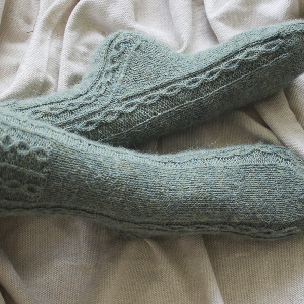 Socks made from 100% alpaca wool, various sizes, hand-knitted