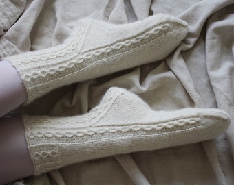 Socks made from 100% alpaca wool, various sizes, hand-knitted