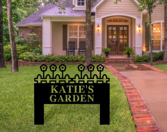 Custom Garden Metal Sign, Personalized Garden Yard Sign, Outdoor Garden Decor, Mother's Day Gift, Gift for Mom, Gift for Grandma, Yard Sign