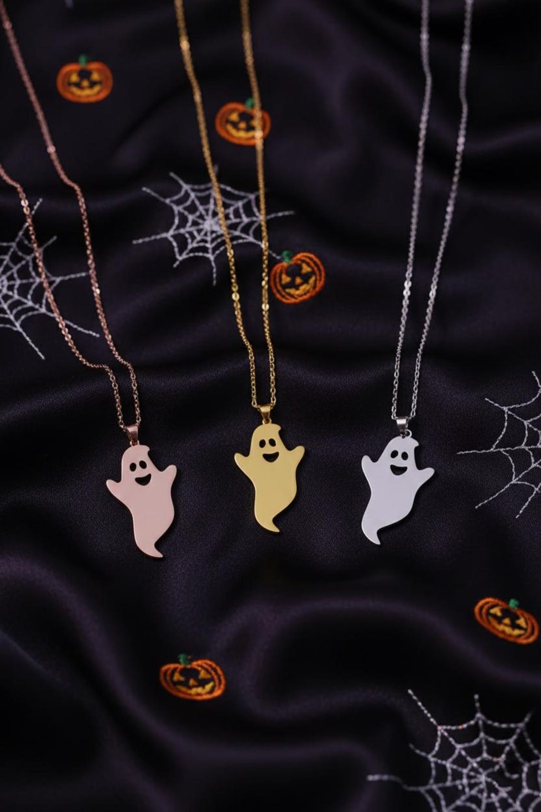 Sterling Silver Ghost Name Necklace: Personalized Halloween Pendant - Etsy
