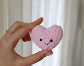 Amigurumi heart, pink heart, Valentine's Day heart, cute heart, crocheted little heart