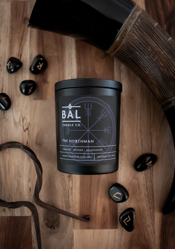 THE NORTHMAN | Tobacco | Leather | Woodsmoke | Wood Wick Soy Candle | Norse  Collection