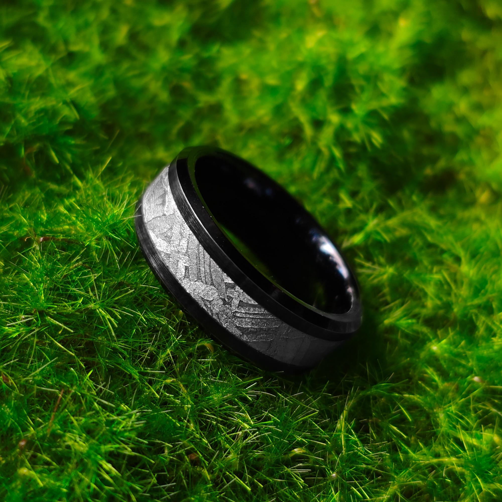 Unique Iron Meteorite Ring - Authentic Space History, Widmanstätten Pattern, Cosmic Wedding Band