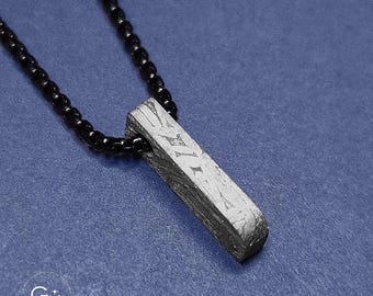 Collar de meteorito de hierro con diseño de Widmanstätten, colgante espacial rectangular de 20 x 30 x 2 mm, regalo celestial artesanal