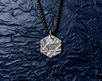 Muonionalusta Meteorite Necklace, Widmanstätten Pattern Iron Pendant 17.5x15.5x2mm, Unisex Space Jewelry Gift