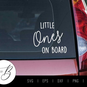 小さな子供たちが乗っている SVG | 赤ちゃん、子供、子供用車用デカール SVG をダウンロード | svg、eps、dxf、png、jpg | カット ファイル