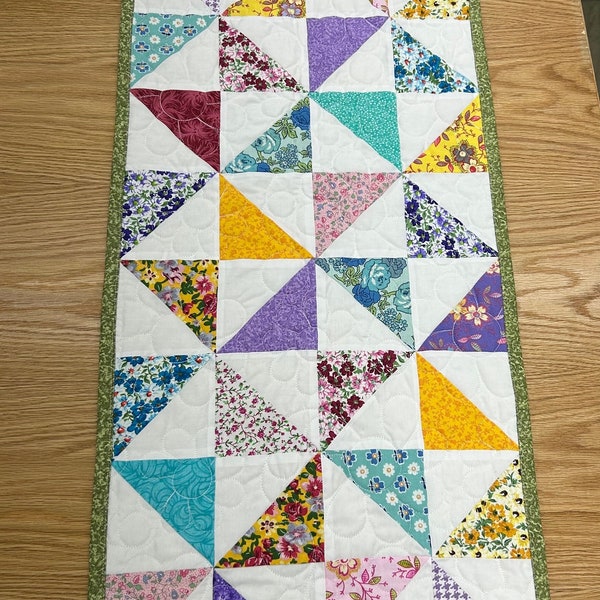 Spring Quilt Table Runner Patterns - Etsy