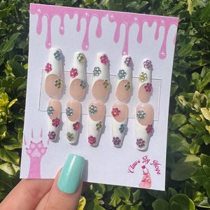 White French Tip Press Ons