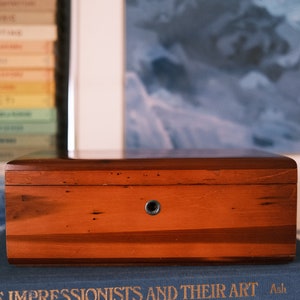 Cedar Wood Box / Wooden Jewelry, Trinkets Keepsake Cedar Box