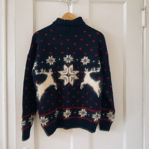VIntage Hand Knit Sweater by Michelle Stuart Studio / Size M