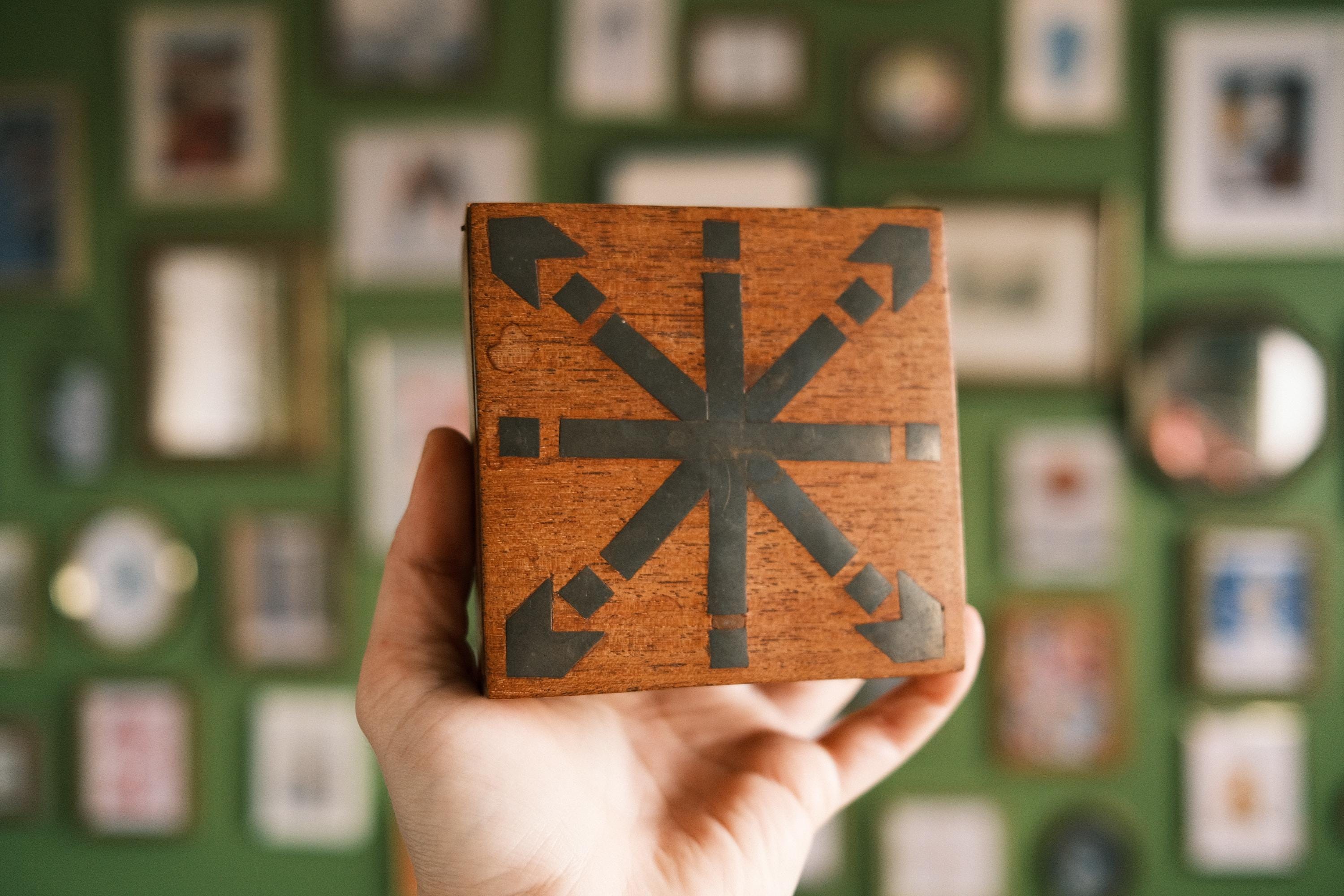 Vintage Wood Trinket Box With Brass Inlay - Box Concepts Inc. - Etsy