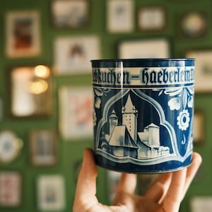 Vintage Blue Haeberlein-Metzger Gingerbread Tin / Nuremberg Vintage Collectable Tin Box Made in Western Germany