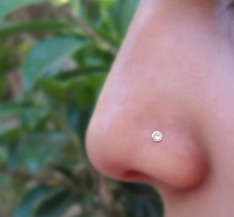 Nose Screw Rings Studs Surgical Steel Piercing Jewelry 2mm Clear CZ Nose Rings 10Pcs