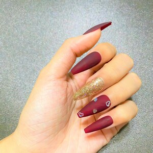 Press on Nails Coffin Burgundy Heart Valentine| Press on Nails Short | Cute Press on Nails | False Nails Birthday Press on Nails Made In US