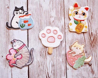 Cute Cats Embroidery Patches Collection
