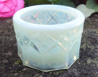 E. E. Ed Bowman Jadeite Jadite Jade Green Glass Open Salt Dip, Cellar, Dish!