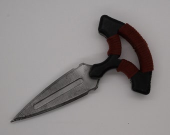 Larp / Cosplay / FX Prop - Pushdagger (pushing dagger)