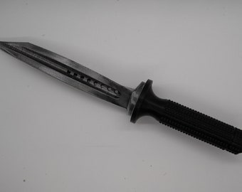 Larp / Cosplay / FX Prop - Triblade