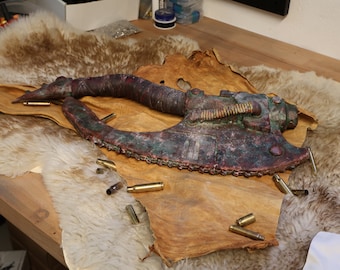 Movie Prop "Levizia / Start Young" Chainaxe