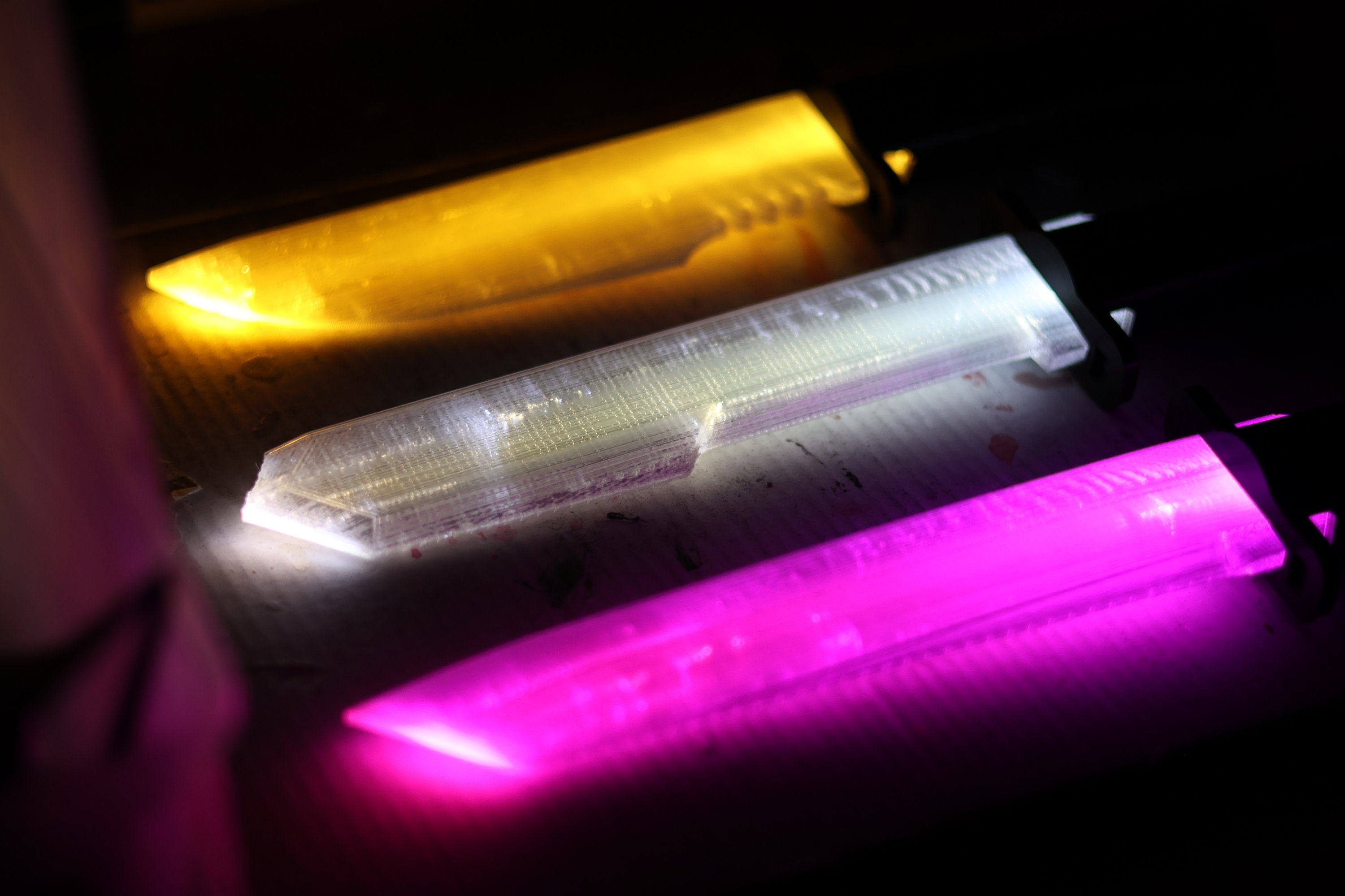 Larp / Cosplay / FX Prop - CP-Illuminator / Cyberpunk or Star Wars LARP Safe Knife