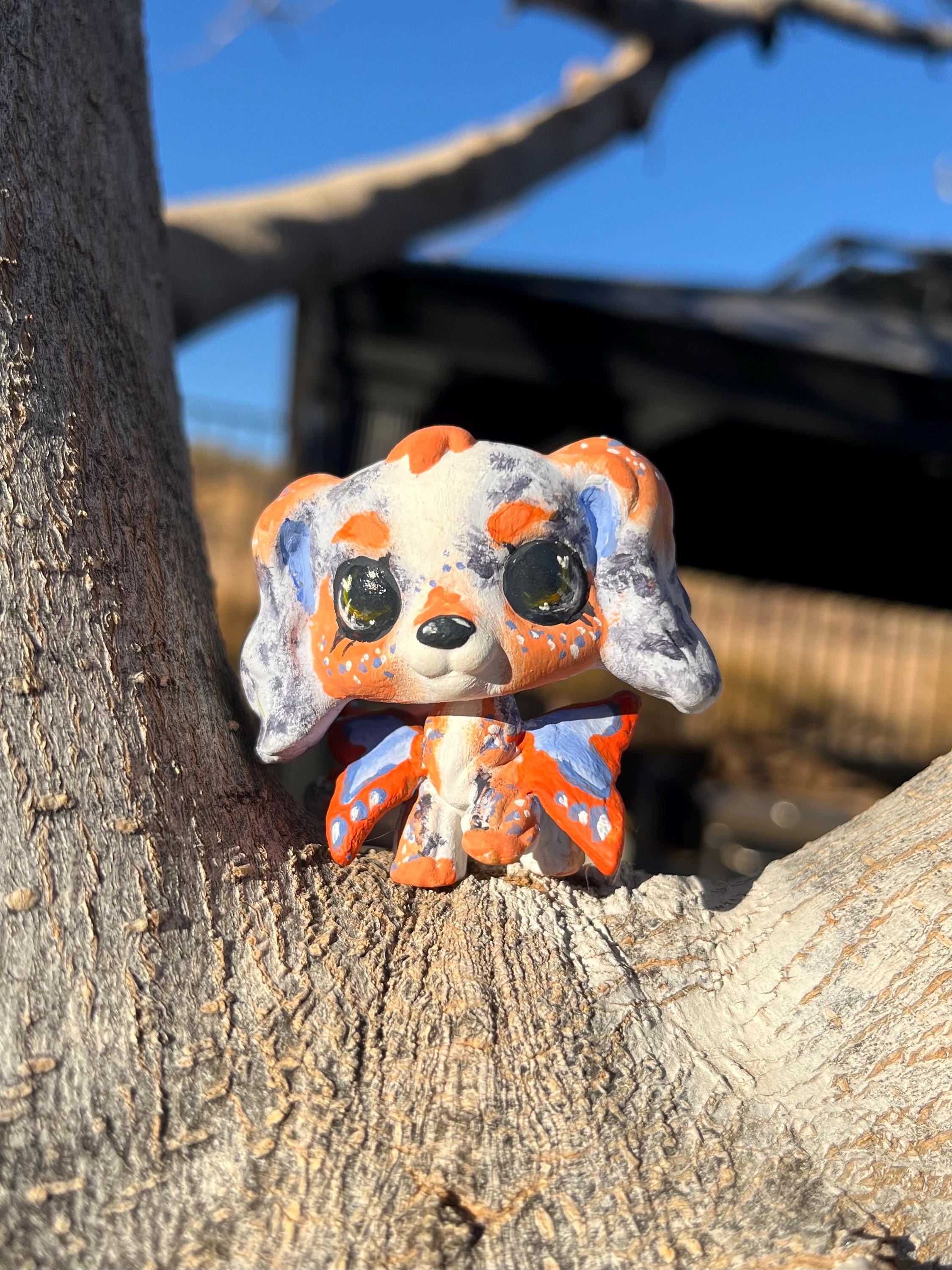 蝶と犬 Blue and Orange Butterfly Cocker Spaniel Lps Custom - Etsy