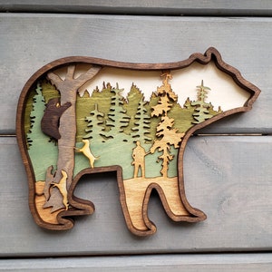 ARCHIVO SVG DIGITAL Glowforge Corte láser Multicapa Escena de caza de osos Decoración artística