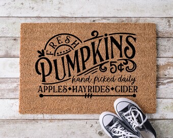 Fall Home Decor Pumpkin cute outdoor front porch welcome door mat, gift for new home,  doormat - 9028