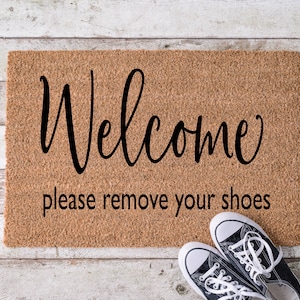 Welcome please remove your shoes, Door Mat, Housewarming Gift, Front Doormat, Funny Doormat, Welcome Mat, Closing Gift, Wedding Gift