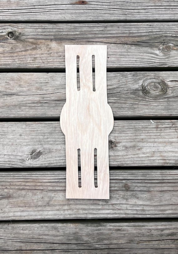 18" Centerpiece Wreath Rail, Wood Wreath Form, Unfinished Wood Base, Slotted DIY Door Hanger