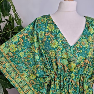 New Silky Blend Kaftan Boho Short Dress Luxury Lounge House Robe Beach Digital Print Light Weight Flowy Gown Hen' Party Nature Emerald Green