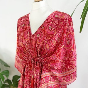 New Silky Blend Kaftan Boho Short Dress Luxury Lounge House Robe Beach Digital Flowy Gown Hen&#39;s Party Red Pink Abstract | Bohemian Dream