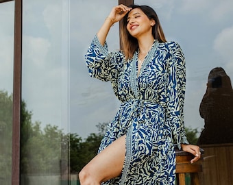 Vintage Silk Sari Boho Kimono | Luxury Loungewear House Robe Flowy Gown Regal Paisley Romance Duster Beach CoverUp, Bridesmaid Dressing Gown
